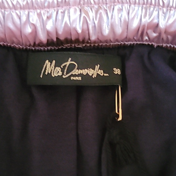 Pants they are brand new, rose color with stripes down the side. - Picture 6 of 10